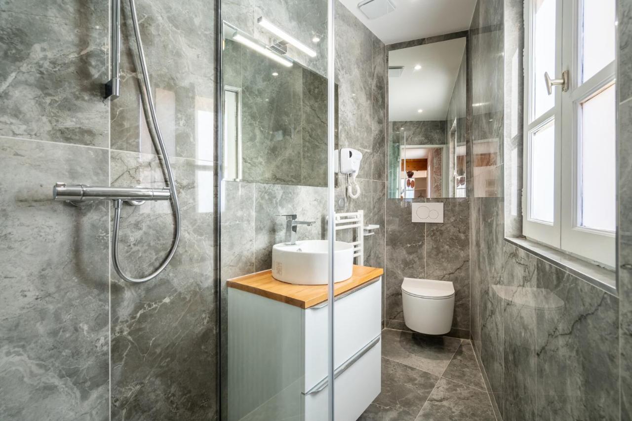 La Reserve De Salon De Provence ภายนอก รูปภาพ